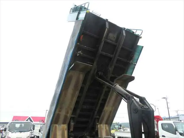 管理番号3820|日野 プロフィア QKG-FS1EKDA(6x4)の写真24