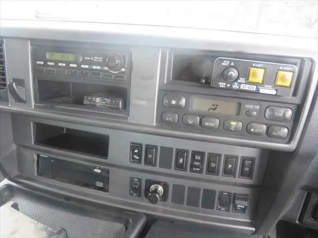 管理番号3820|日野 プロフィア QKG-FS1EKDA(6x4)の写真42