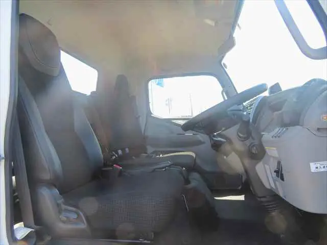 管理番号3821|三菱 キャンター 2RG-FEB80(2WD)の写真36