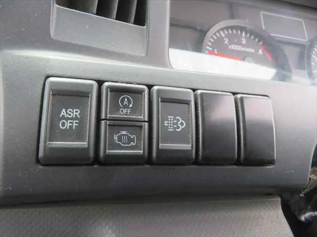 管理番号3823|いすゞ エルフ TRG-NHR85A(2WD)の写真31