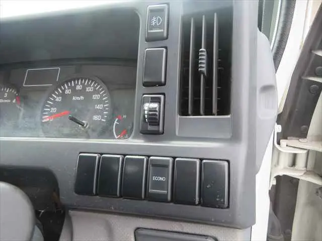 管理番号3823|いすゞ エルフ TRG-NHR85A(2WD)の写真32