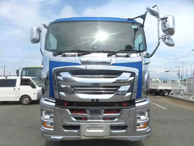 管理番号3842|いすゞ ギガ 2PG-CXZ77CT(6x4)の写真3