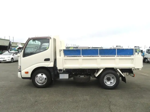 管理番号3861|日野 デュトロ 2RG-XZU600T(2WD)の写真9