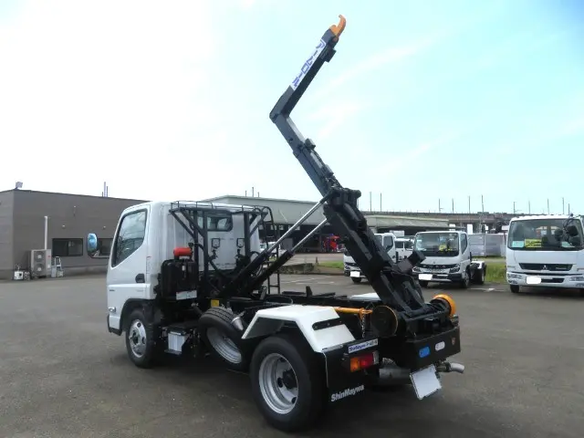 管理番号3864|三菱 キャンター 2RG-FBAV0(2WD)の写真26