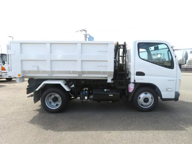 管理番号3866|三菱 キャンター 2RG-FBAV0(2WD)の写真5