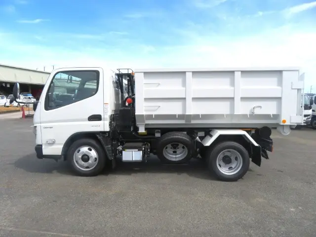 管理番号3866|三菱 キャンター 2RG-FBAV0(2WD)の写真9