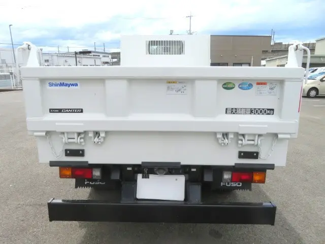 管理番号3883|三菱 キャンター 2RG-FBA60(2WD)の写真7