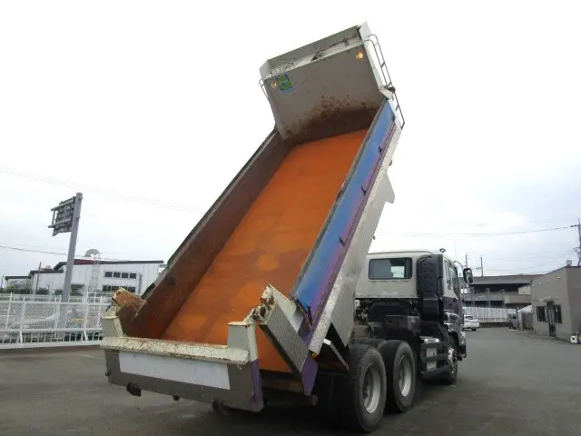 管理番号3890|いすゞ ギガ QKG-CXZ77AT(6x4)の写真27