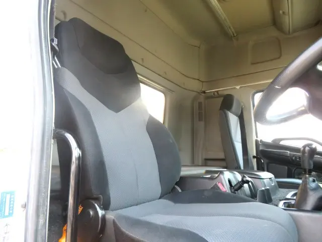 管理番号3898|日野 プロフィア QKG-FS1EKDA(6x4)の写真32