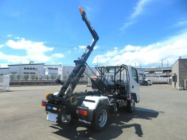 管理番号3906|三菱 キャンター 2RG-FBAV0(2WD)の写真23