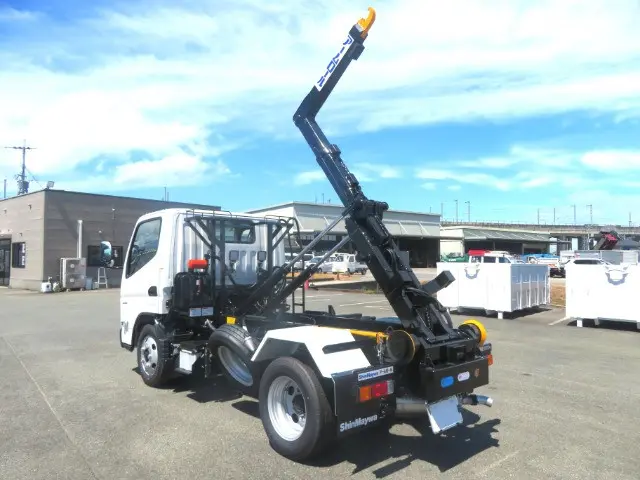 管理番号3906|三菱 キャンター 2RG-FBAV0(2WD)の写真24
