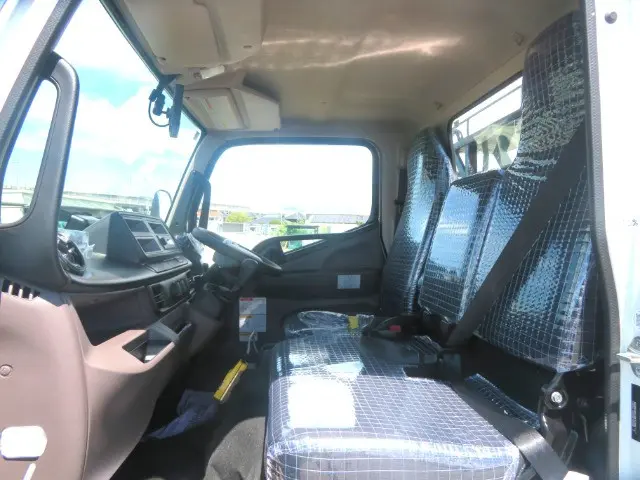 管理番号3906|三菱 キャンター 2RG-FBAV0(2WD)の写真33
