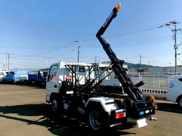 管理番号3913|三菱 キャンター 2RG-FBAV0(2WD)の写真24