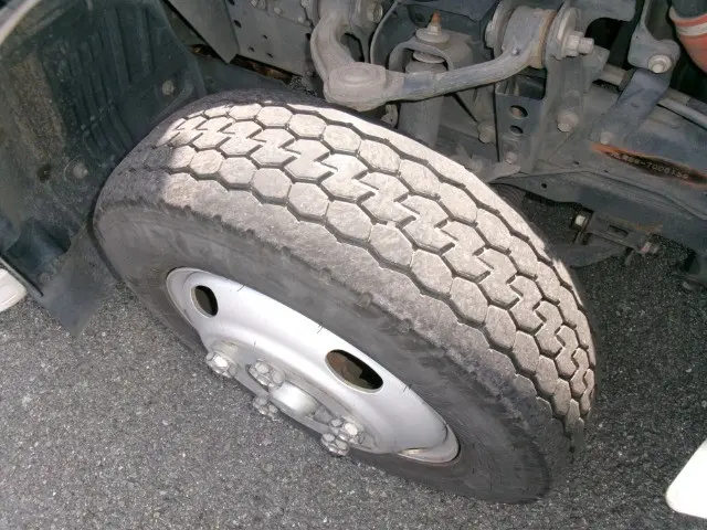 管理番号3926|いすゞ エルフ 2RG-NLR88AN(2WD)の写真17