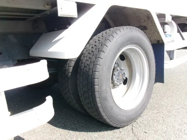 管理番号3926|いすゞ エルフ 2RG-NLR88AN(2WD)の写真19