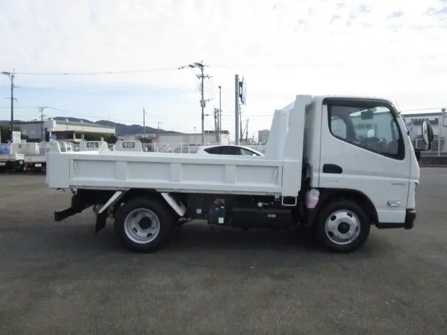 管理番号3937|三菱 キャンター 2RG-FBA60(2WD)の写真5