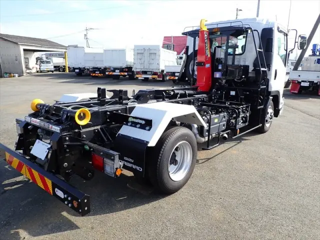 管理番号3957|いすゞ フォワード 2RG-FRR90S4(2WD)の写真6