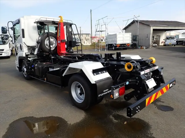 管理番号3957|いすゞ フォワード 2RG-FRR90S4(2WD)の写真8