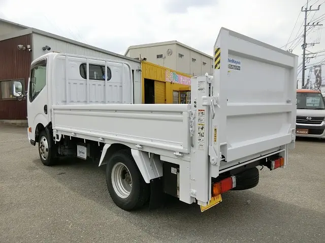 日産 アトラス PDG-TZ2F24(2WD)の写真7