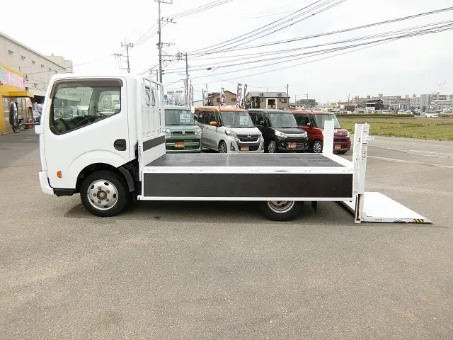 日産 アトラス PDG-TZ2F24(2WD)の写真18