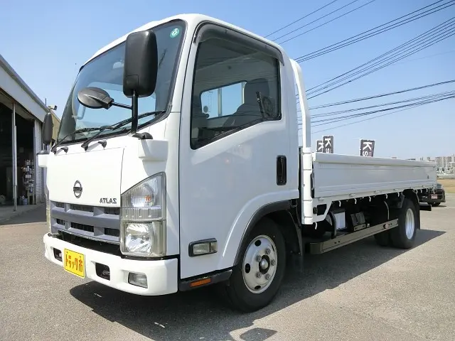 日産 アトラス BKG-AMR85AR(2WD)の写真1