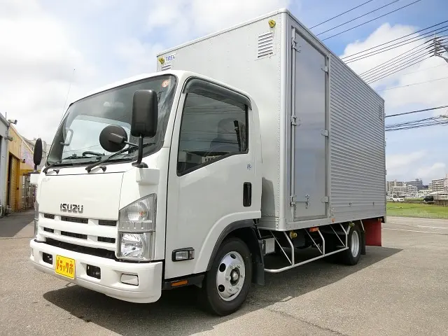 いすゞ エルフ BDG-NPR85AN(2WD)の写真1