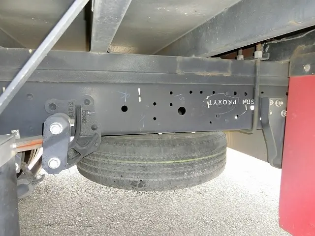 いすゞ エルフ BDG-NPR85AN(2WD)の写真17