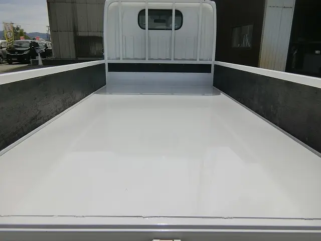 日産 アトラス SKG-TZ2F24(2WD)の写真10