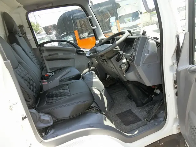 マツダ タイタン TKG-LMR85N(2WD)の写真3
