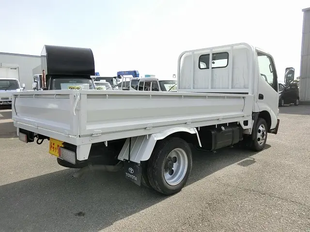 トヨタ ダイナ ADF-KDY231(2WD)の写真2
