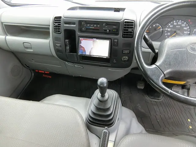 トヨタ トヨエース QDF-KDY231(2WD)の写真19