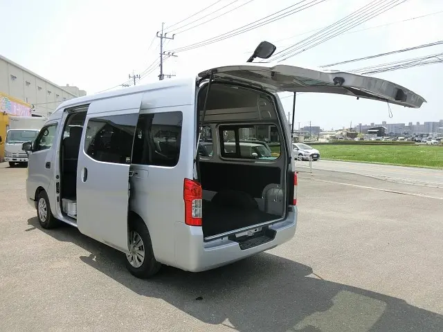 日産 キャラバン LDF-CW4E26(2WD)の写真13