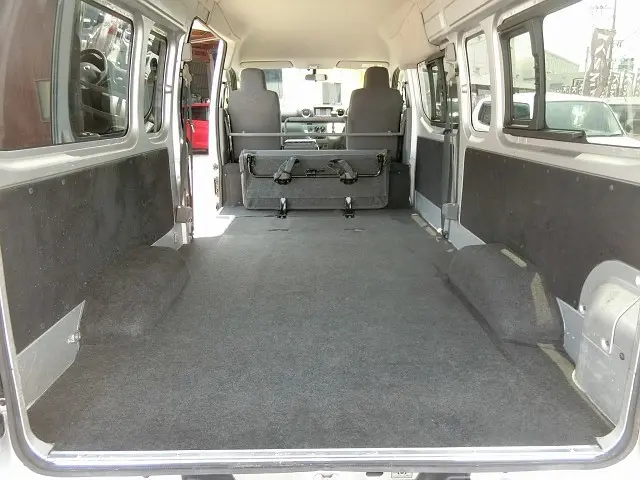 日産 キャラバン LDF-CW4E26(2WD)の写真16
