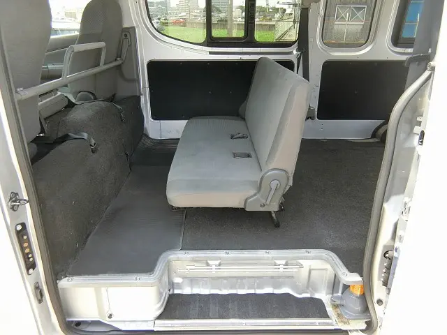日産 キャラバン LDF-CW4E26(2WD)の写真21