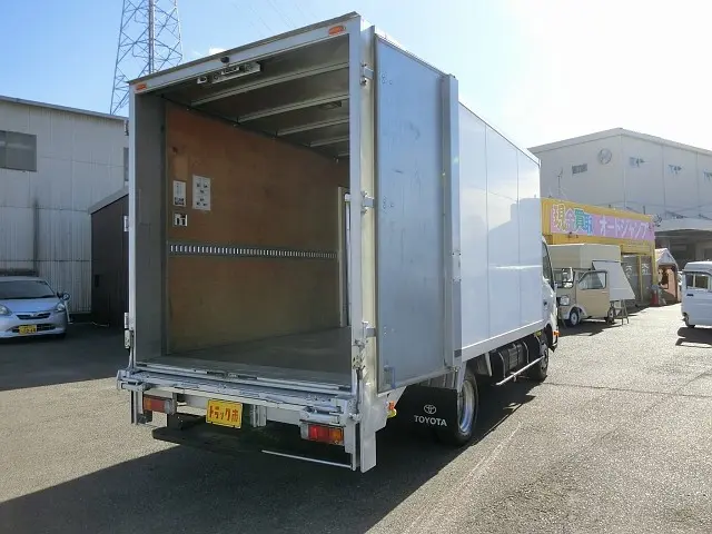 トヨタ ダイナ SKG-XZU710(2WD)の写真10