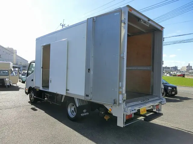 トヨタ ダイナ SKG-XZU710(2WD)の写真12