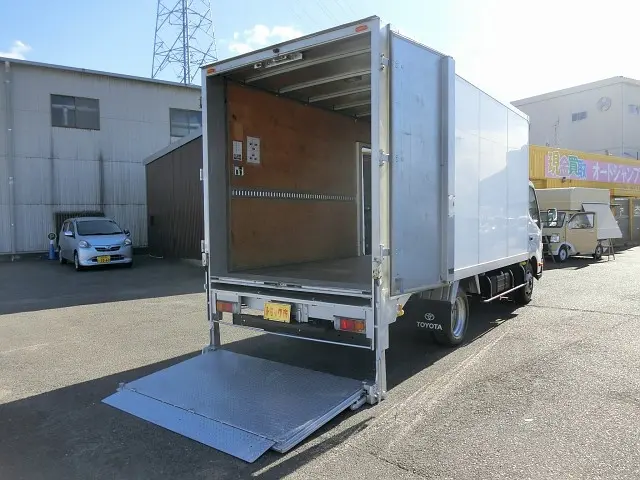 トヨタ ダイナ SKG-XZU710(2WD)の写真13