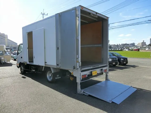 トヨタ ダイナ SKG-XZU710(2WD)の写真15