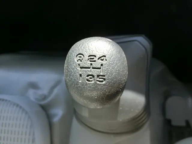 トヨタ ダイナ SKG-XZU710(2WD)の写真25