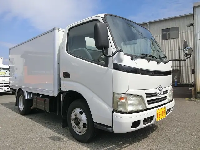 トヨタ ダイナ BDG-XZU508(2WD)の写真6