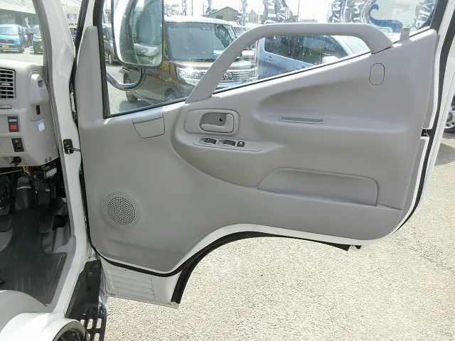 トヨタ ダイナ BDG-XZU508(2WD)の写真20