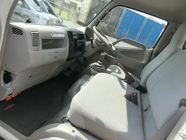 トヨタ ダイナ BDG-XZU508(2WD)の写真21