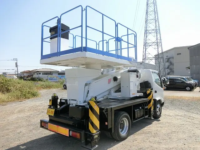 日野 デュトロ BDG-XZU334M(2WD)の写真2
