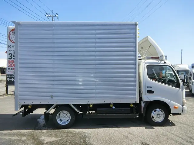 日野 デュトロ TKG-XZC645M(2WD)の写真8