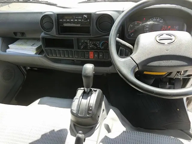 日野 デュトロ TKG-XZC645M(2WD)の写真18