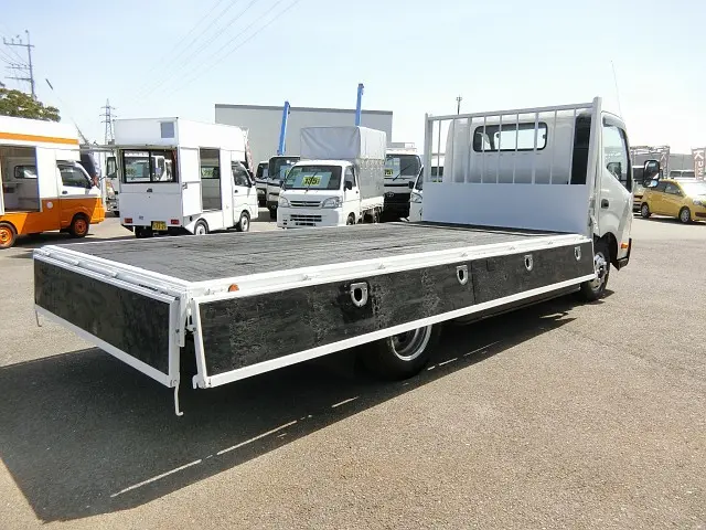 日野 デュトロ SKG-XZU710M(2WD)の写真11