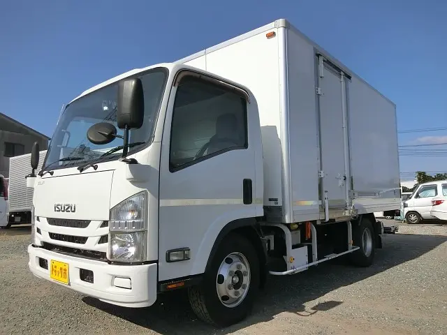 いすゞ エルフ TPG-NPR85YN(2WD)の写真1