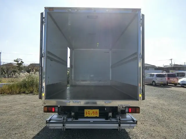 いすゞ エルフ TPG-NPR85YN(2WD)の写真12