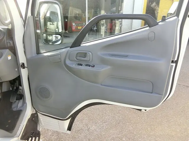 日野 デュトロ TKG-XZU655M(2WD)の写真21