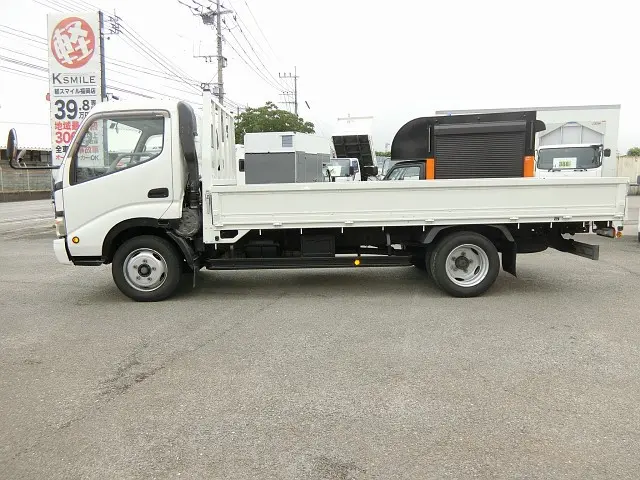 トヨタ トヨエース PB-XZU414(2WD)の写真9
